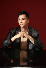 Kiện